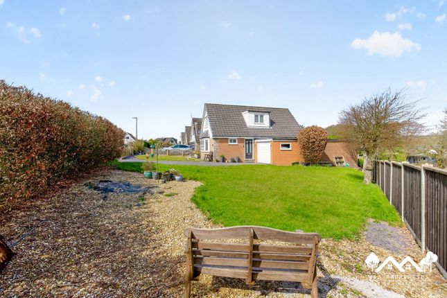 2, Kings Drive, Darwen photo 2
