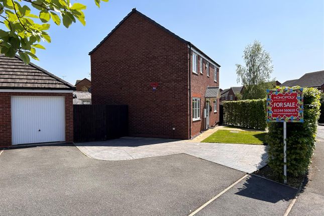 Thumbnail Detached house for sale in Ffordd Rowlands, Buckley