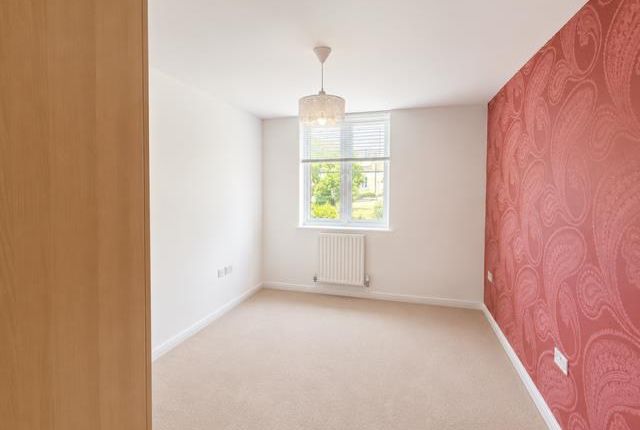 3 Barnshaw House, Coxhill Way, AYLESBURY photo 3