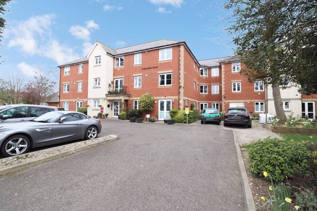 Flat for sale in Chancellor Court, Chelmsford