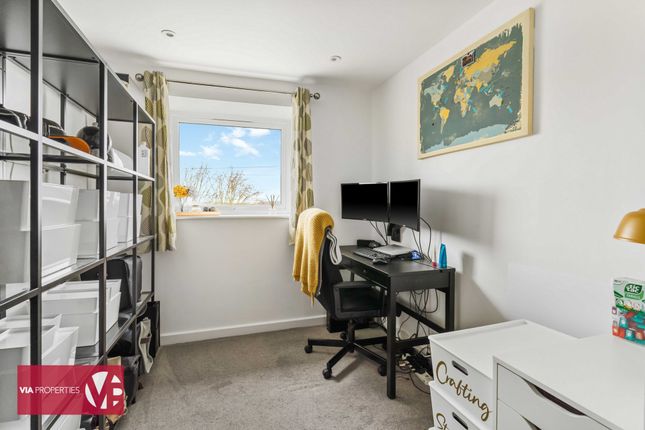 Flat for sale in Lampits, Hoddesdon