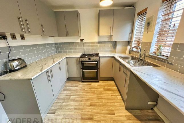 24, Tinningham Close, Greater Manchester photo 2