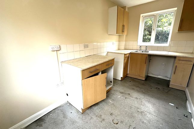17, Fryday Street, Milton Keynes photo 3
