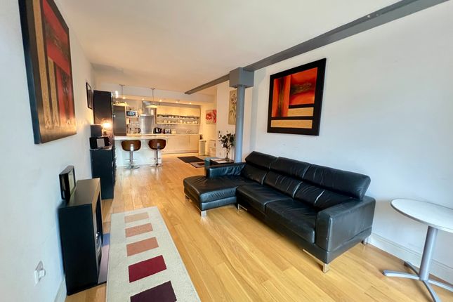 Flat for sale in Met Apartments, 40 Hilton Street, Manchester