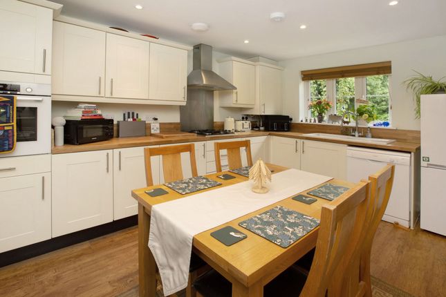 29, Underhay Close, Dawlish photo 4