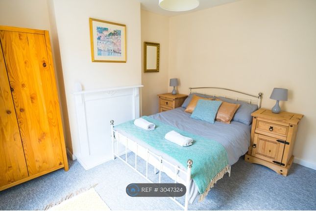 4-bed terraced on Bath, Somerset, £2,300/mo
