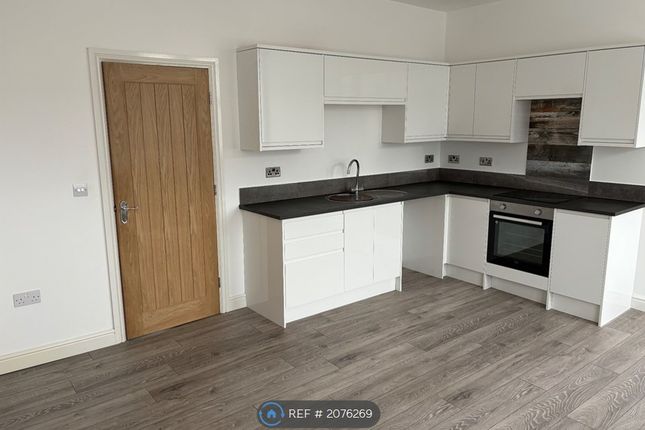 Thumbnail Flat to rent in Waterloo Road, Pudsey