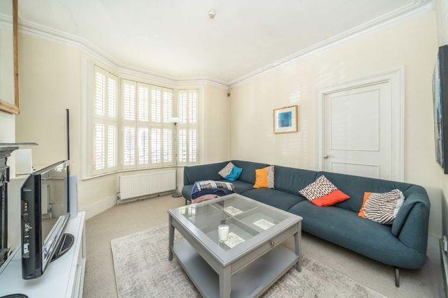 35, Ingelow Road, London photo 4