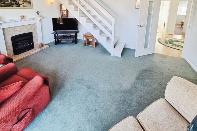 31, Vicarage Road, Minehead photo 3