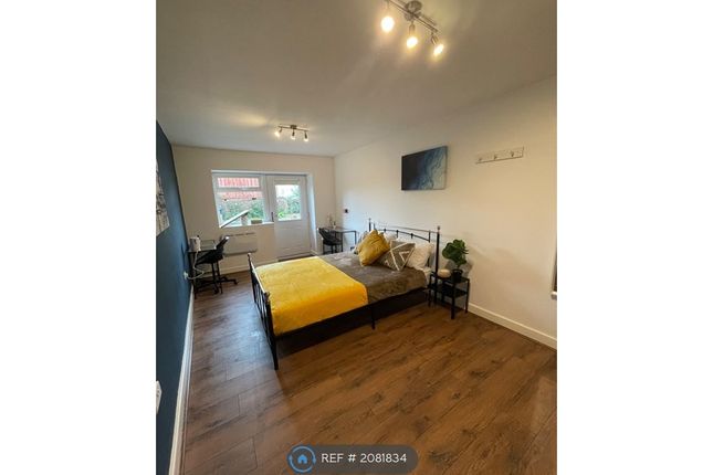 Thumbnail Room to rent in Brompton Street, Oldham