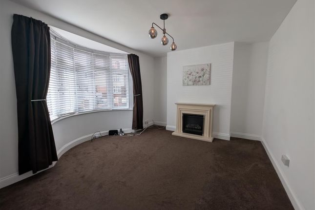 21, Estoril Road, Darlington photo 2