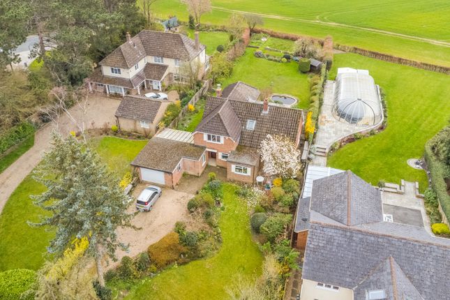 48 New Road, Welwyn, Hertfordshire photo 3