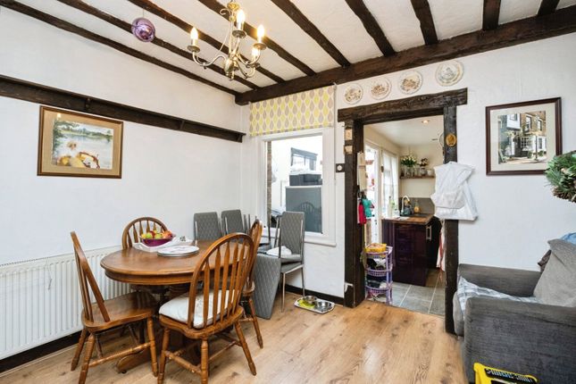 8, Douglas Road, Essex photo 2