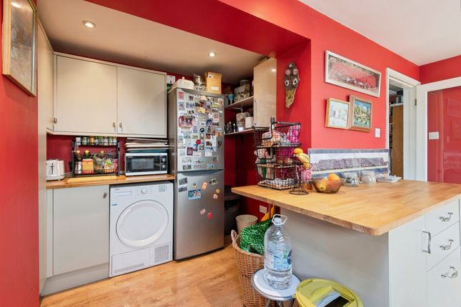 2, Marymead Drive, Stevenage photo 4