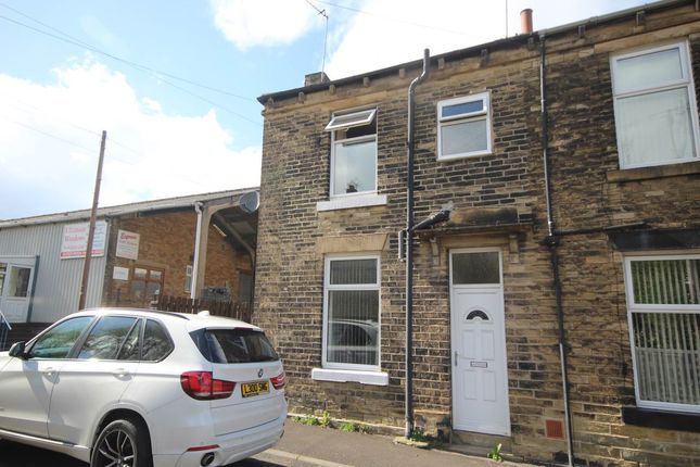 Property to rent in Victoria Street, Cleckheaton
