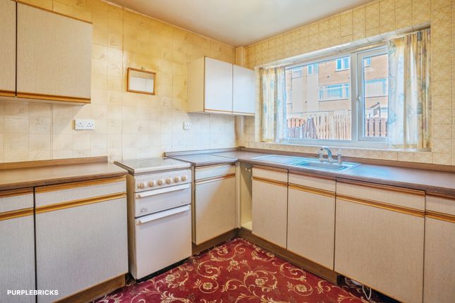 51, Whiteways Grove, Sheffield photo 4