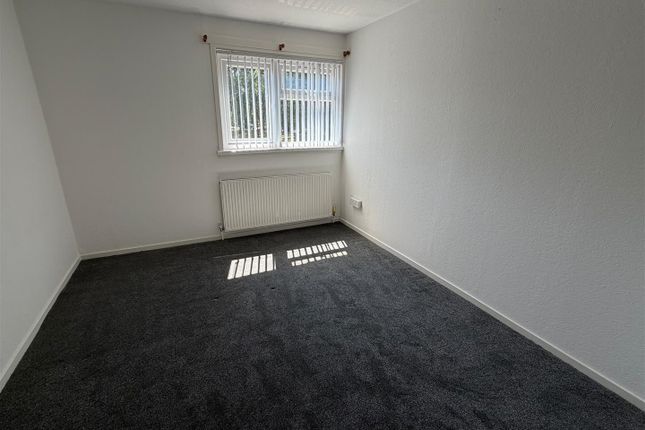 69, Tweed Close, Daventry photo 4