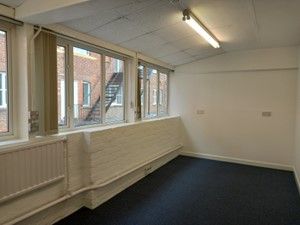 Office to let in Bond's Mill, Stonehouse, Glos