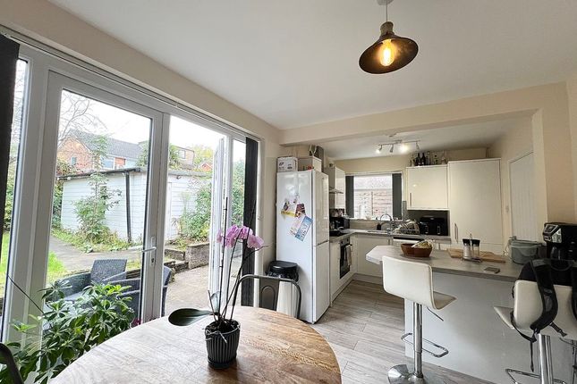 325, Moorside Road, Manchester photo 2