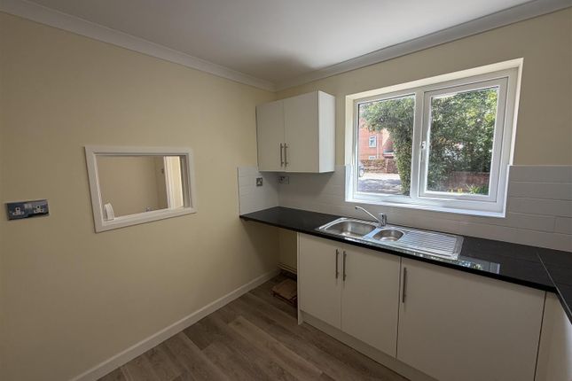 9, Waterloo Court, Whitchurch photo 5