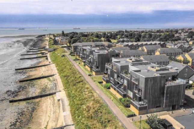 2 Bedroom Flats To Let In Southend On Sea Primelocation