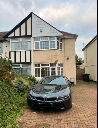 Thumbnail Semi-detached house to rent in Mildenhall Road, Slough