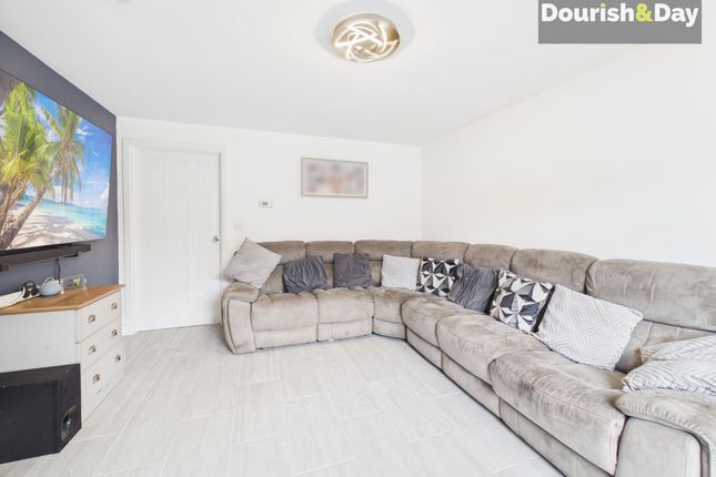 24 Till View, Stafford photo 3