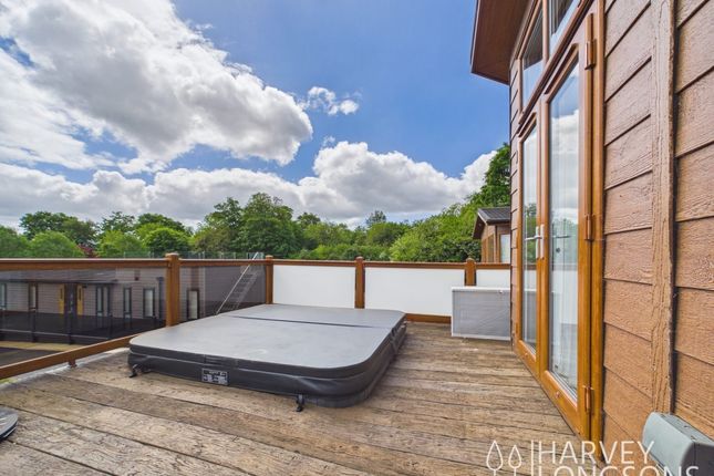 Plas Coch Country and Leisure Retreat, Llanedwen, Anglesey photo 2