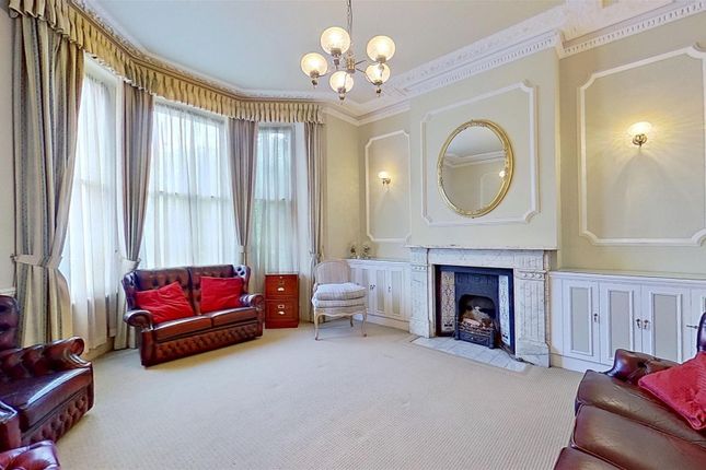 15, Earlsfield Road, London photo 3