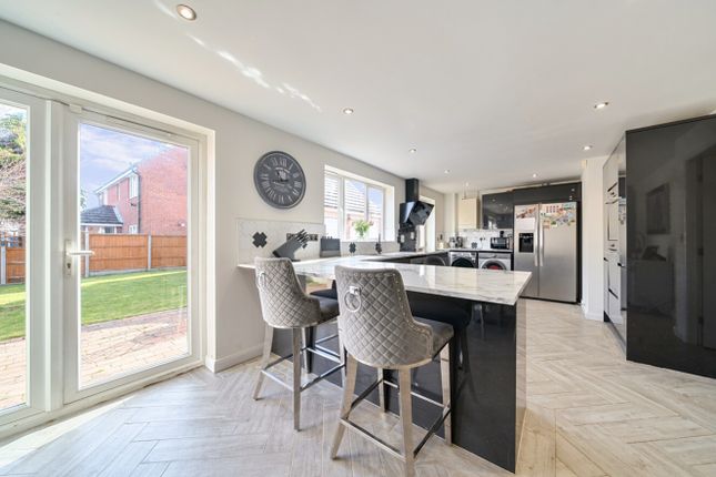 5, Richmond Drive, Grantham photo 3