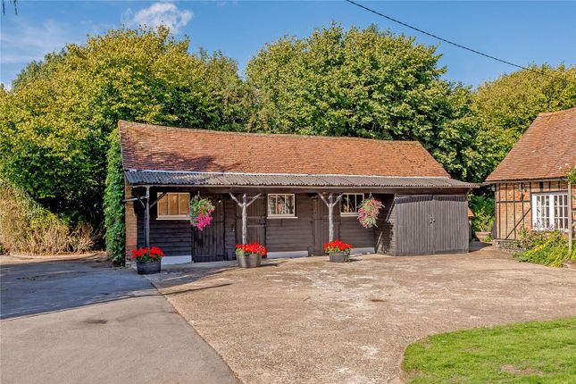 5 Bed Property For Sale In Whelpley Hill Chesham Buckinghamshire