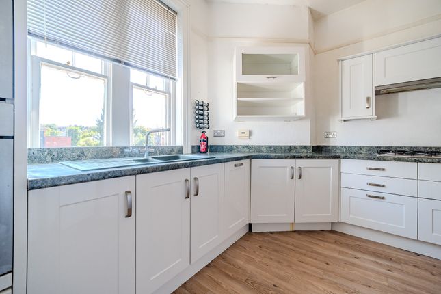 Flat 3, 9 , Granville Road, Eastbourne photo 4