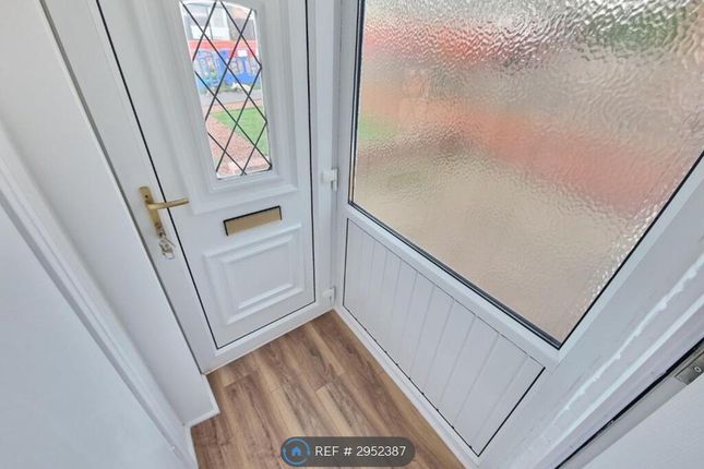 2-bed house on Greenway, Chapel Park, Newcastle Upon Tyne, £950/mo