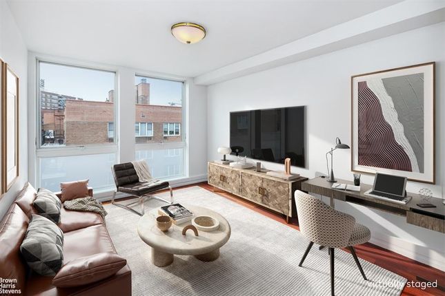 Studio for sale in 628 W 238th St #6A, Bronx, Ny 10463, Usa