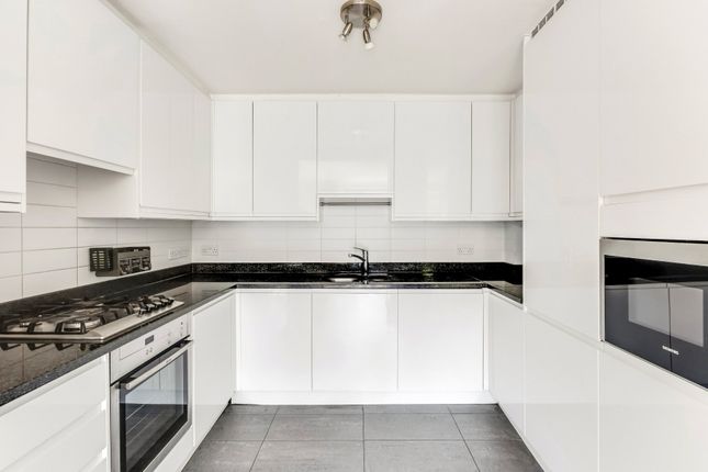 Flat 19, Hunter Lodge,, Admiral Walk, London photo 3