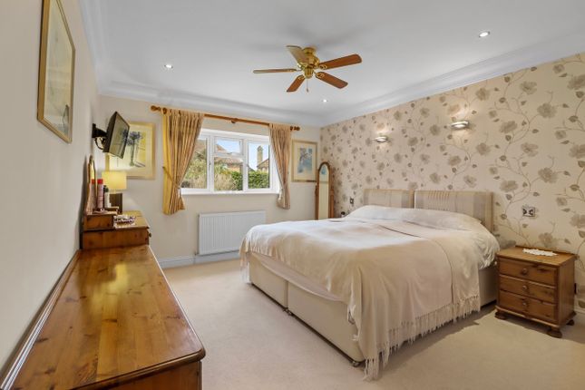 11, Winceby Close, Bexhill on Sea photo 4