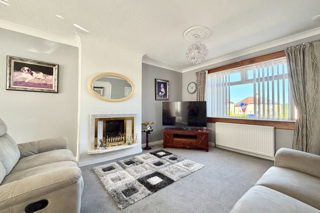 12, Millar Place, Bonnybridge photo 4