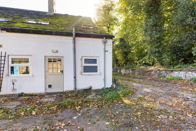 Cottage for sale in Poole, Burton Salmon, Leeds