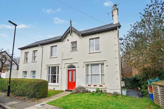 1-bed flat on 2 . 69, Woodlands Road, Isleworth, £345,000