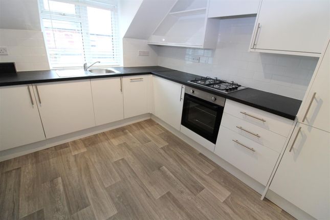 Thumbnail Flat to rent in Westfield Road, Caversham, Reading