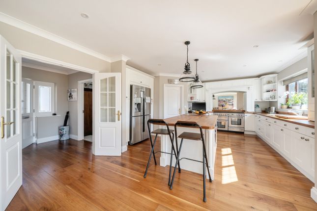 Cedar Cottage,, Norrels Drive, East Horsley photo 4
