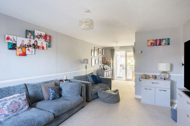26, Morley Place, Hungerford photo 3