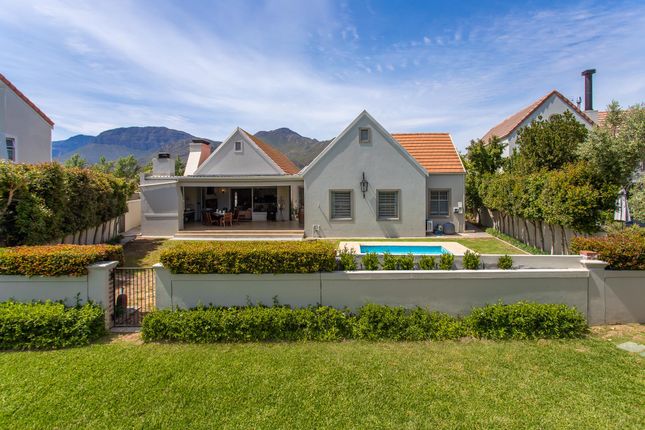 Houses for sale in Paarl, Cape Winelands, Western Cape, South Africa - Paarl, Cape Winelands ...