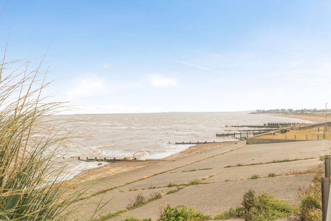 56 Imperial Drive, Sheerness photo 4