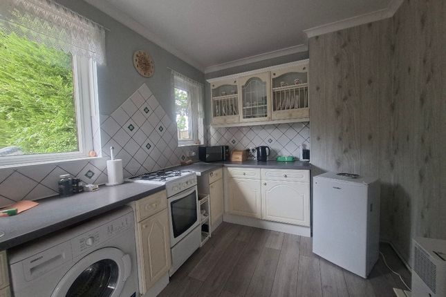 53, Hempdyke Road, SCUNTHORPE photo 3