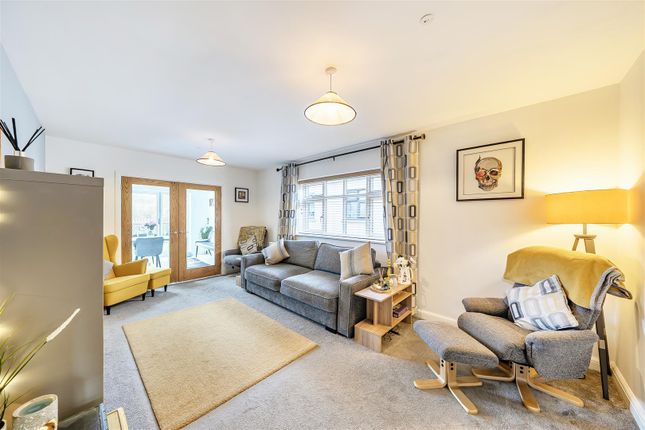 25a, Penygroes Road, Llanelli photo 2