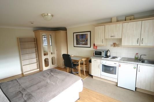 Gloucester Place 167, 3 Studio3.Jpg