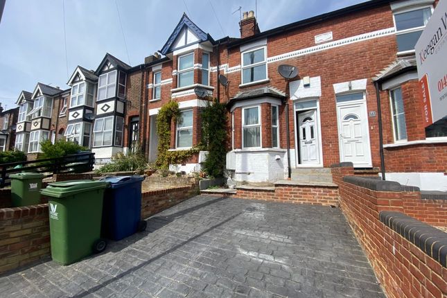 Thumbnail Flat to rent in Gordon Road, High Wycombe