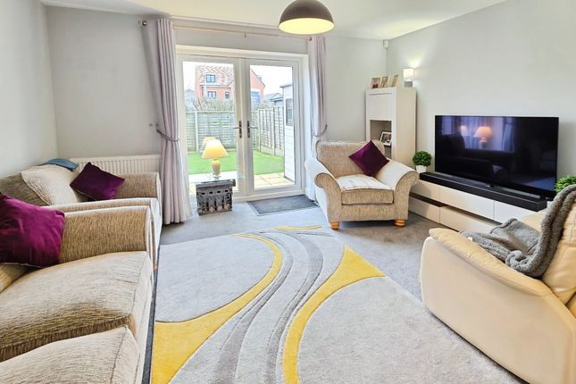 14, Oakwood Close, Sleaford photo 3