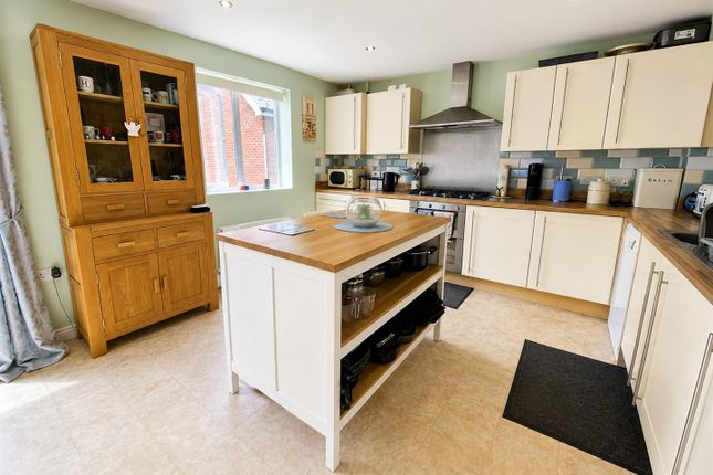1, Crowsley Road, Bedford photo 2